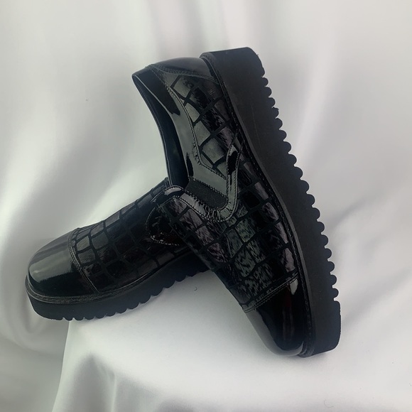 Susy Italian Designer Vibram soles Slip on Shoe Calzaturificio Susy. - Picture 4 of 9